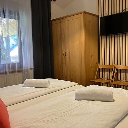 Apartments Pri Bostjanovcu Gorenja Vas  Εξωτερικό φωτογραφία
